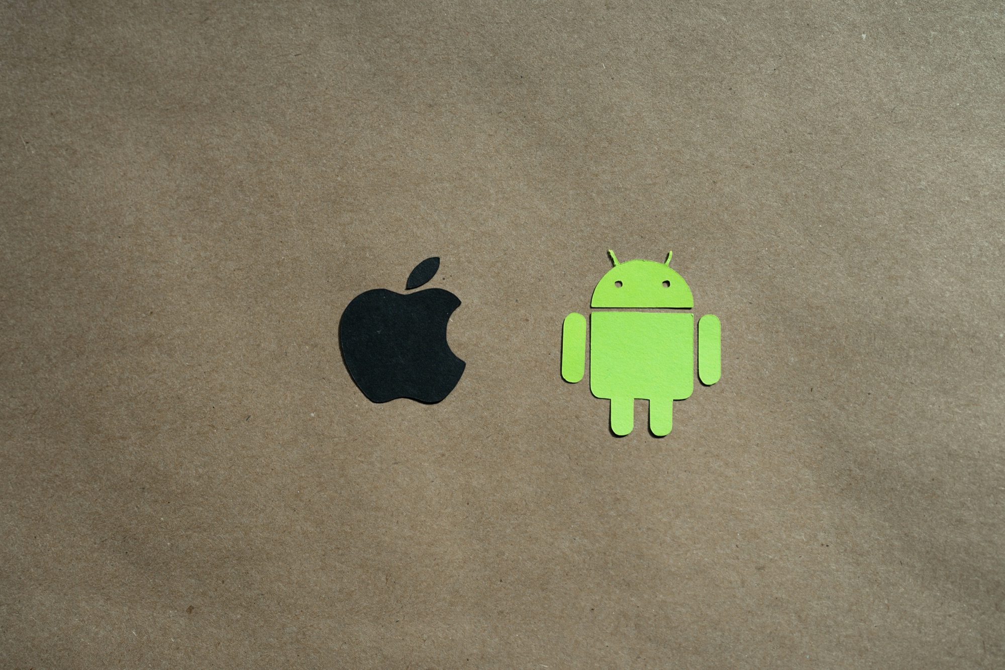 Apple Wallet vs Google Wallet for loyalty cards: what business owners should know